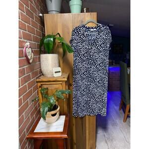 Chicos Travelers Blue w/white pebbles.  Cap sleeve, No wrinkle Material. Sz12/14